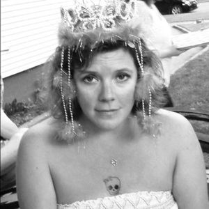 Meet your Posher, Angie